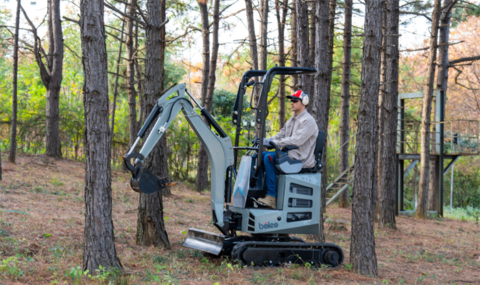 Kako mini bagerji Shengkunda in nakladalci na kolesih opolnomočijo globalno gradbeno industrijo?